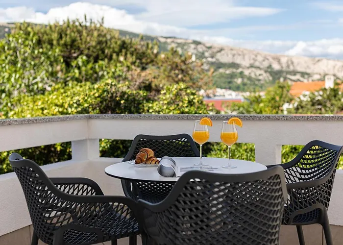 Happy Apartments Baska
